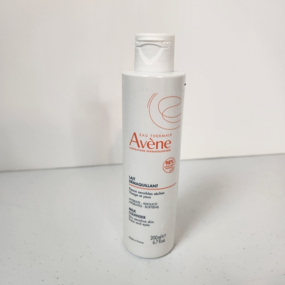 Avene Gentle Milk Cleanser 200 ml Dry Sensitive Skin Face & Eyes NEW